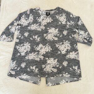 Bobeau Blouse Womens 1X Gray White Floral Knit 3/4 Sleeve super soft